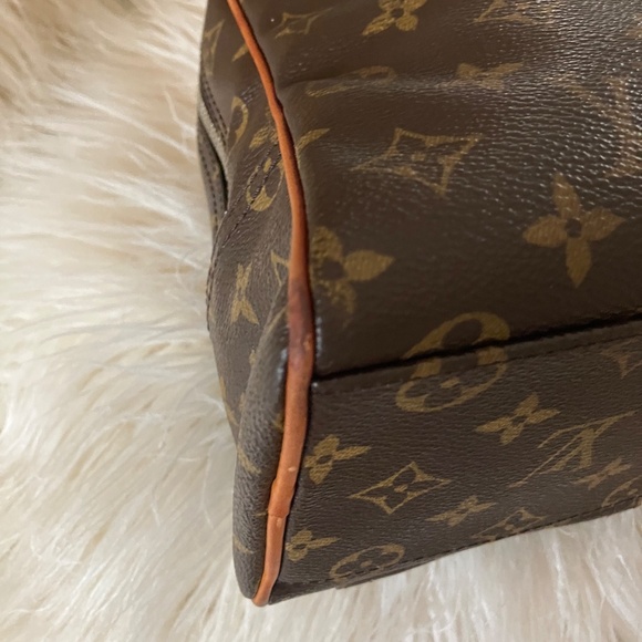 Louis Vuitton Manhattan PM - Picture 14 of 16